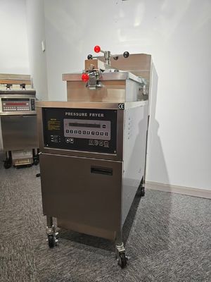 Computación Panel eléctrico 4HD 13.5KW máquina de freír broast Frito de pollo a presión