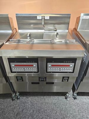 Panel de computadora digital 220V Dos ollas Cuatro cestas Abrir freidora profunda con filtración