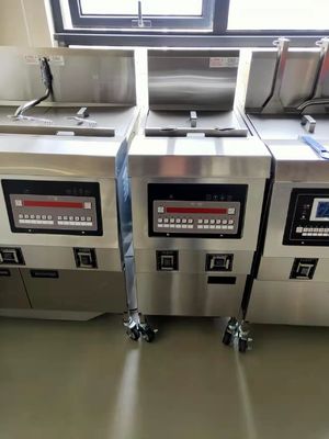 Alta eficiencia fácil de operar gran capacidad eléctrica con filtración de aceite chips comerciales freidora abierta