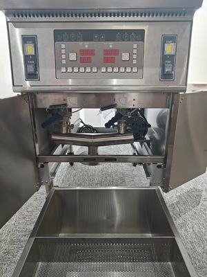 21.4KW Doble tanque 11.6L + 21.5L Panel de computadora digital chips eléctricos Máquina de freír abierta