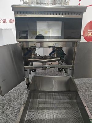 Panel de pantalla táctil eléctrica de dos ollas 3 cestas con sistema de filtro de aceite freidora