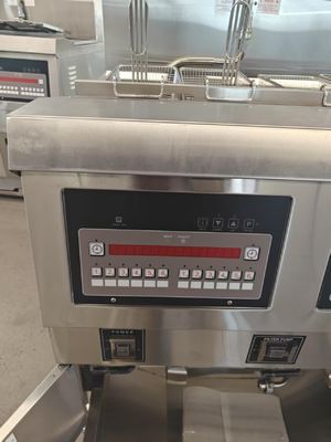 Panel de computadora digital Dos ollas Cuatro cestas Fritadora automática GAS Fritadora abierta